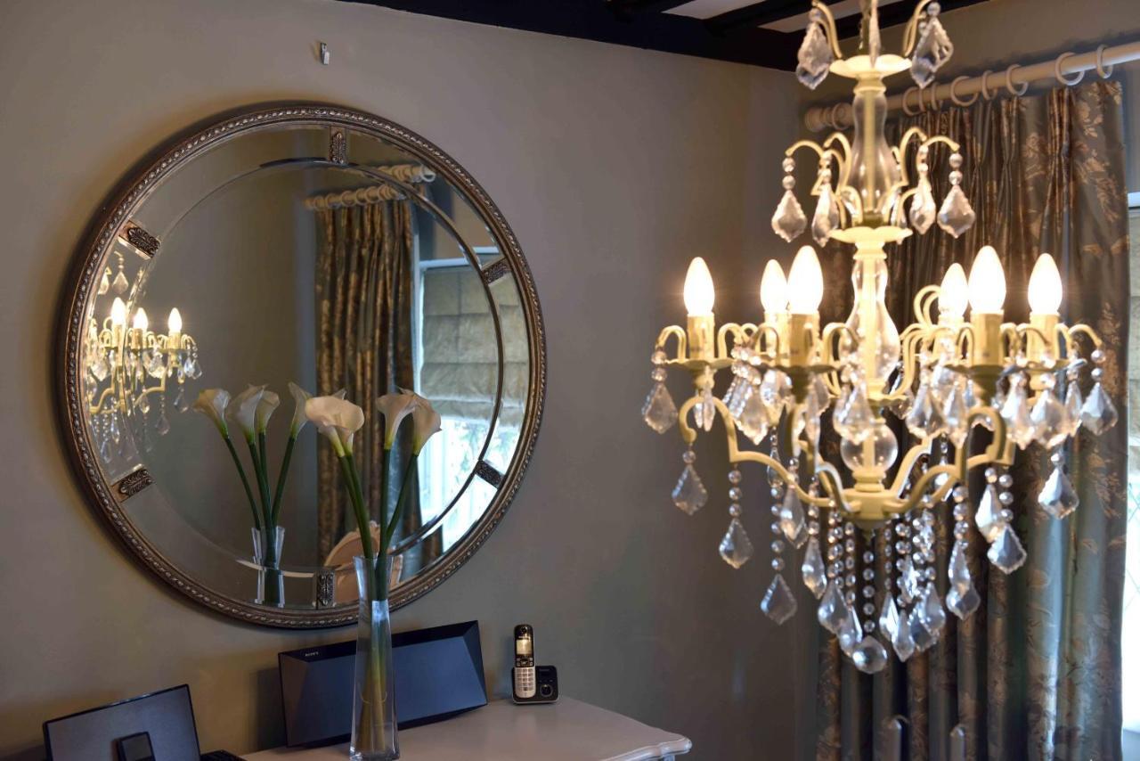 Luxury Eton House, 5 Minute Walk To Windsor Castle Βίλα Εξωτερικό φωτογραφία